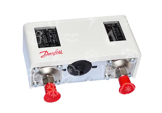 presostat DANFOSS kombinovaný, KP15, -0,2 - 7,5 , 8,0 - 32,0 , auto, diference 0,7 - 4,0 , 4  fix., SPDT, šroub. 1/4